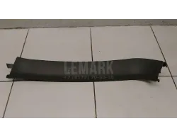 Обшивка двери багажника