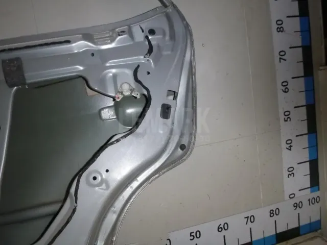 Дверь задняя правая для  CASE SV300 2012