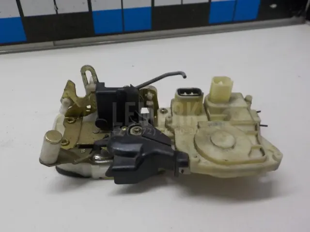 Замок двери задней правой для  BMW 1-serie E87/E81 2004-2011