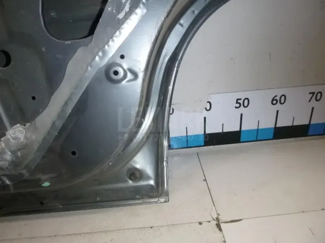 Дверь задняя правая для  CASE SV300 2012