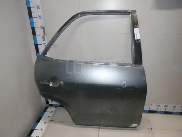 Дверь задняя правая для  CASE SV300 2012