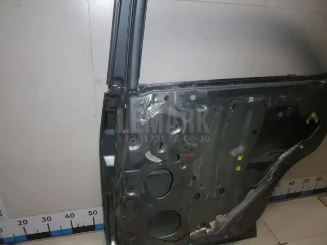 Дверь задняя правая для  CASE SV300 2012