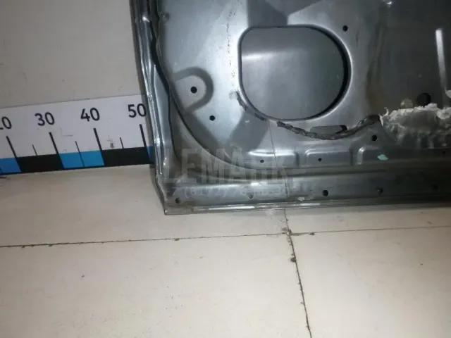 Дверь задняя правая для  CASE SV300 2012