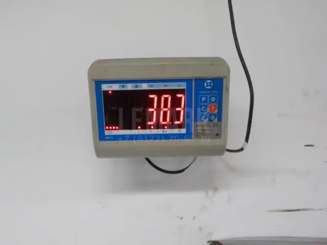 Порог со стойкой правый