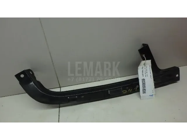 Кронштейн фар правый для  BMW 7-serie E65/E66 2001-2008