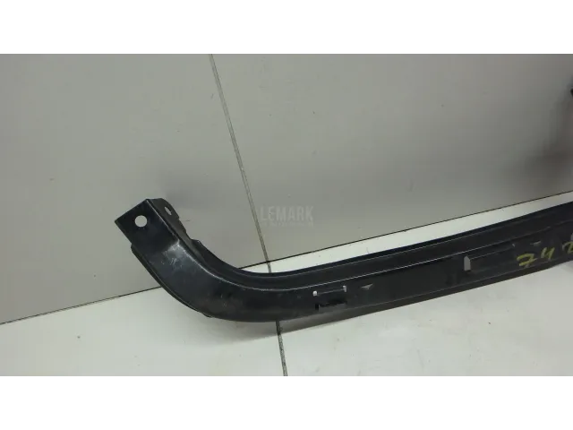 Кронштейн фар правый для  BMW 7-serie E65/E66 2001-2008
