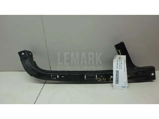 Кронштейн фар правый для  BMW 7-serie E65/E66 2001-2008