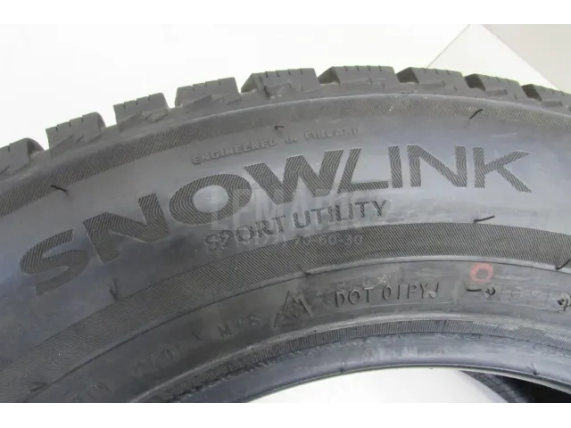 Шины к-кт для  BMW 1-serie E82/E88 2007-2013