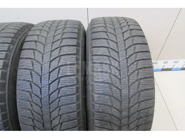 Шины к-кт для  BMW 1-serie E82/E88 2007-2013