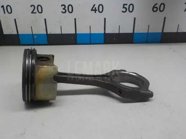 Поршень с шатуном