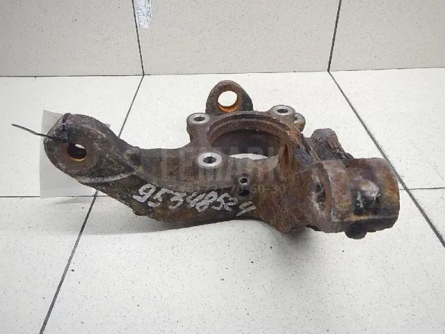Кулак поворотный передний правый для  Audi A4 [B6] 2000-2004