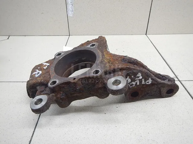 Кулак поворотный передний правый для  Audi A4 [B6] 2000-2004