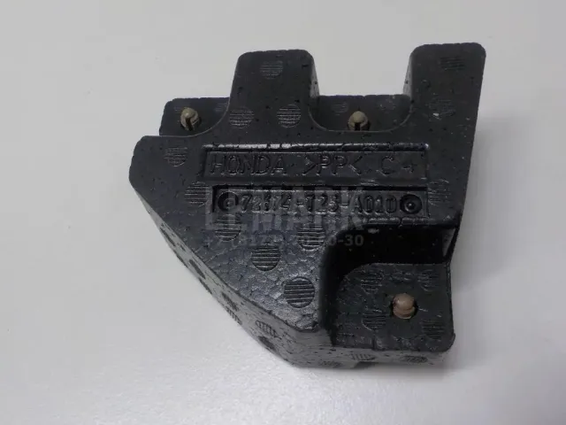 Накладка (кузов внутри) для  Chrysler Stratus/Cirrus 0-2001