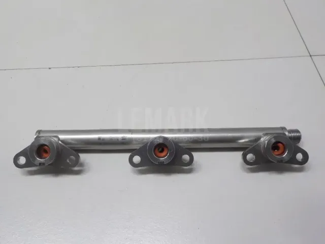 Рейка топливная (рампа) для  Chrysler Voyager/Caravan (RG/RS) 2000-2008