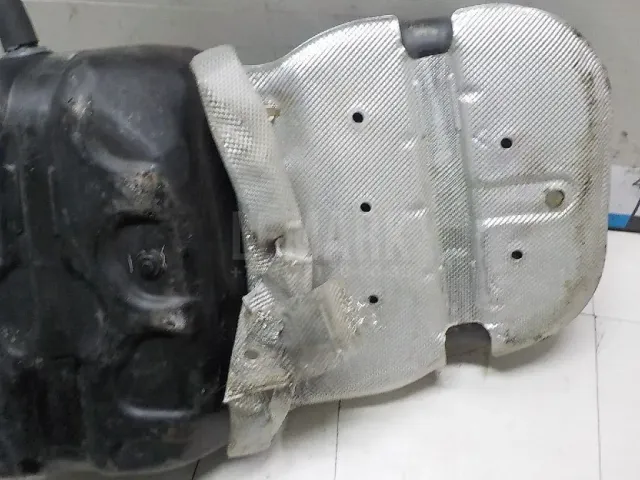 Бак топливный