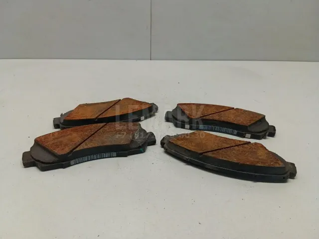 Колодки тормозные передние к-кт для  Alfa Romeo 90 1985-1987