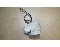 Замок двери задней левой