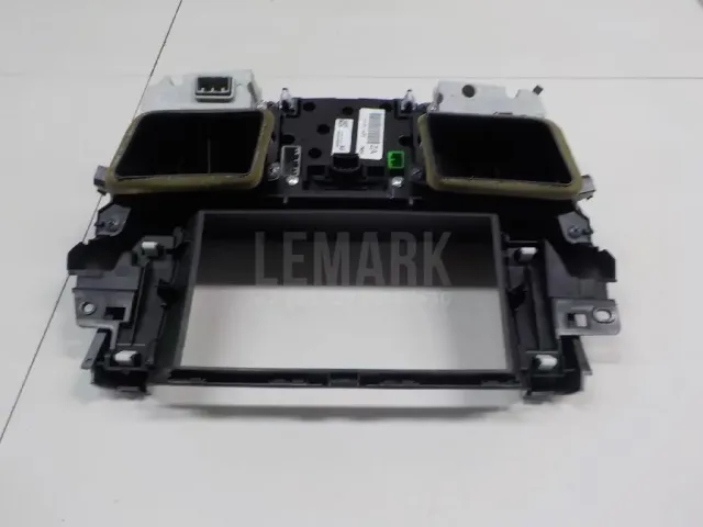 Блок управления климатической установкой для  BMW i3 (I01) 2013-2022