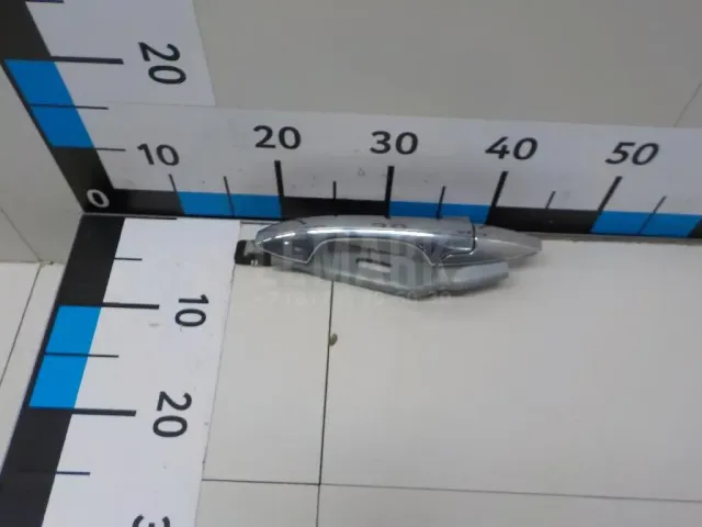 Ручка двери задней наружная левая