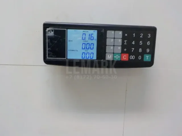 Направляющая стекла двери