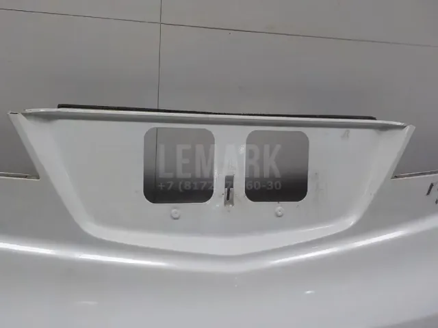 Накладка двери багажника