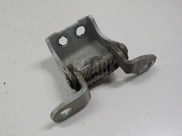 Петля двери передней правой нижняя для  Ford Escort/Orion 1995-2001