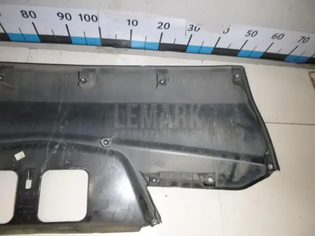Накладка двери багажника
