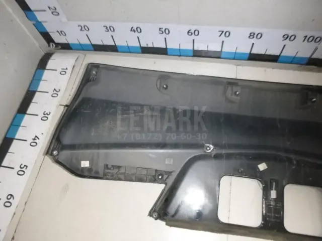 Накладка двери багажника
