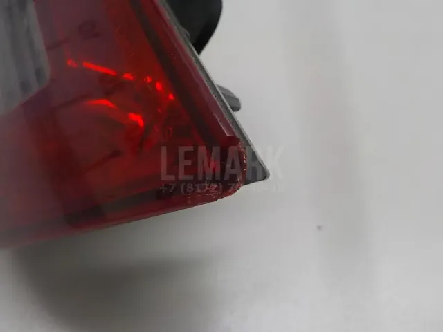 Фонарь задний внутренний правый для  Citroen C4 Picasso 2006-2014