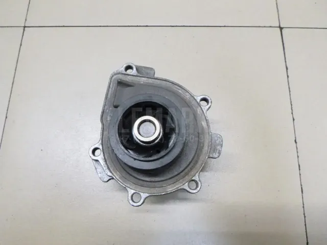 Насос водяной (помпа) для  BMW 4-serie G22/G23 2020