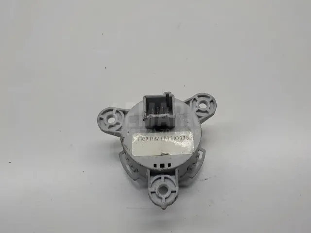 Кнопка запуска двигателя для  Ford Kuga 2008-2012