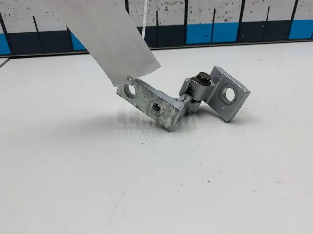Петля двери для  Ford EcoSport 2012-2023