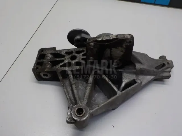 Кронштейн кондиционера для  BMW 7-serie E65/E66 2001-2008