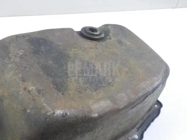 Поддон масляный двигателя