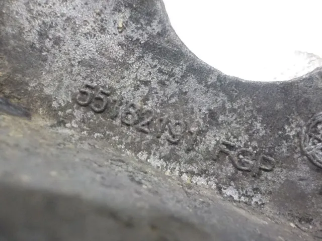 Кронштейн двигателя