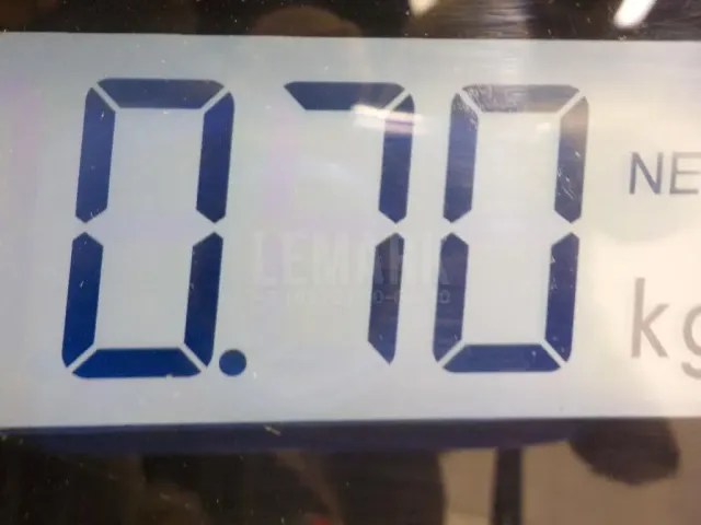 Уплотнитель форточки левой