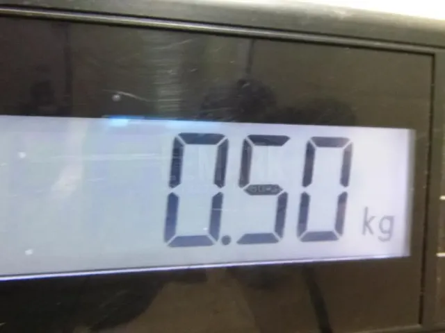 Кронштейн замка капота