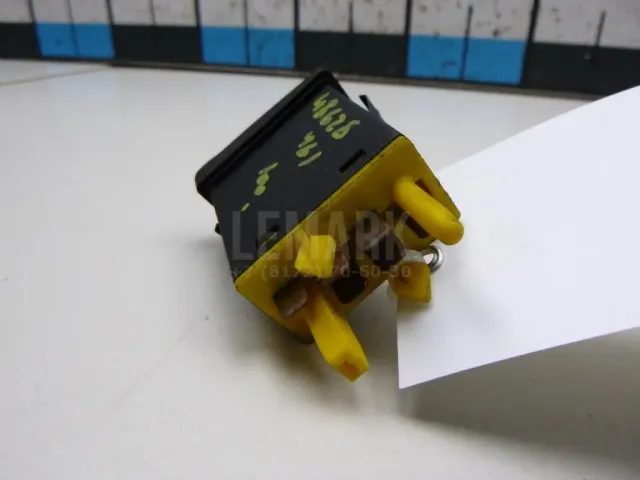 Кнопка противотуманки для  Citroen C4 Picasso 2006-2014
