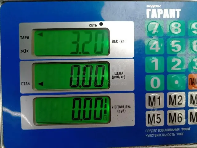 Стекло двери задней левой