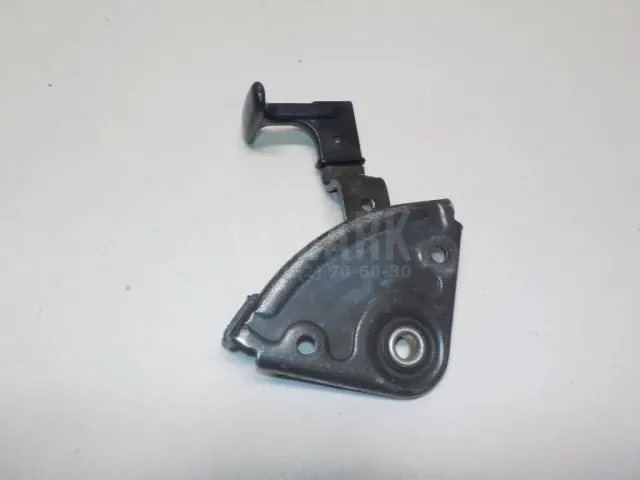 Ручка открывания капота для  Audi V8 1988-1994