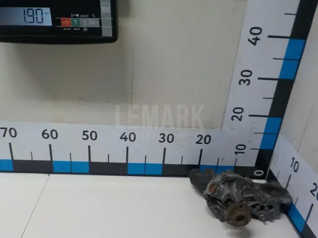 Насос водяной (помпа) для  Audi R8 2007-2015