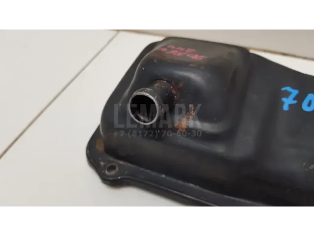 Крышка головки блока (клапанная) для  Chrysler Sebring 2006-2010