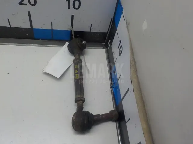 Тяга регулировки развала правая