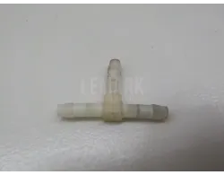 Тройник вентиляции картерных газов