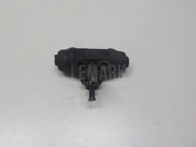 Фонарь задний правый для  Ford Kuga 2008-2012