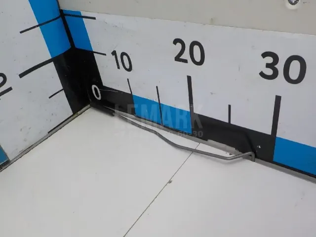 Петля двери
