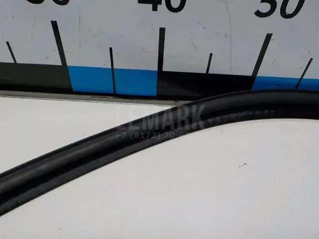 Уплотнитель стекла двери