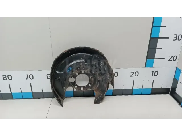 Щит опорный задний левый