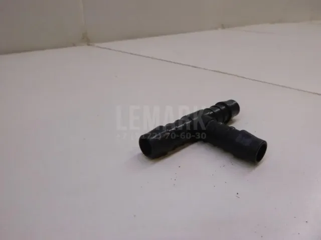 Тройник омывателя фар