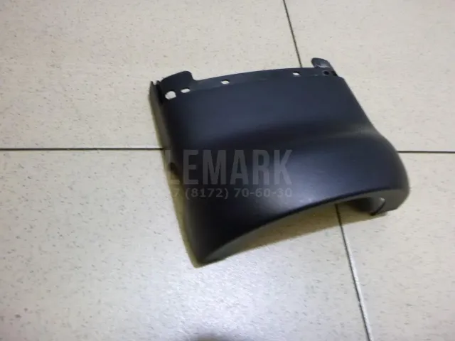 Кожух рулевой колонки верхний для  CASE